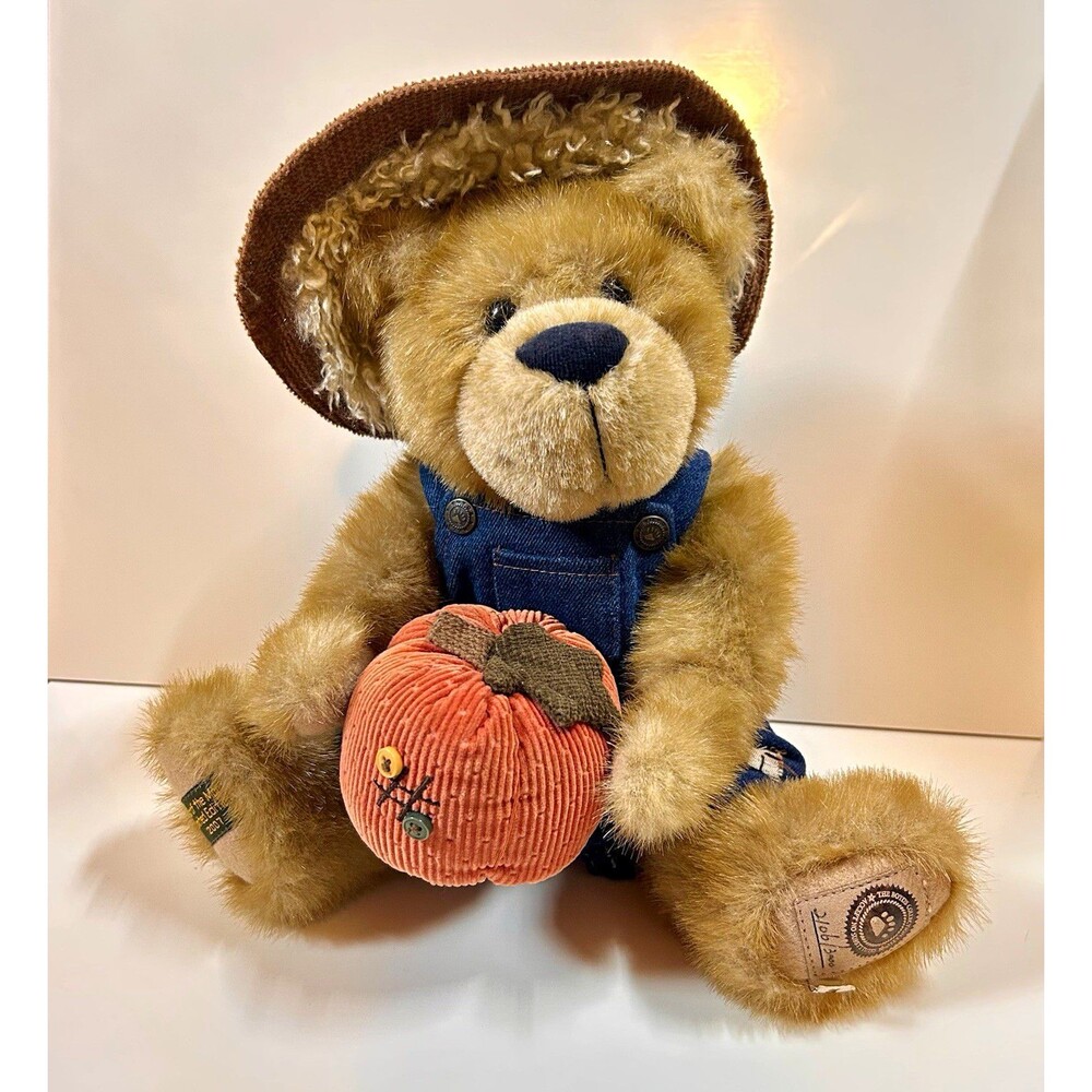 Rare Boyds Bear of the Month LE 2007 Plush Bear w/ Hat and Pumpkin